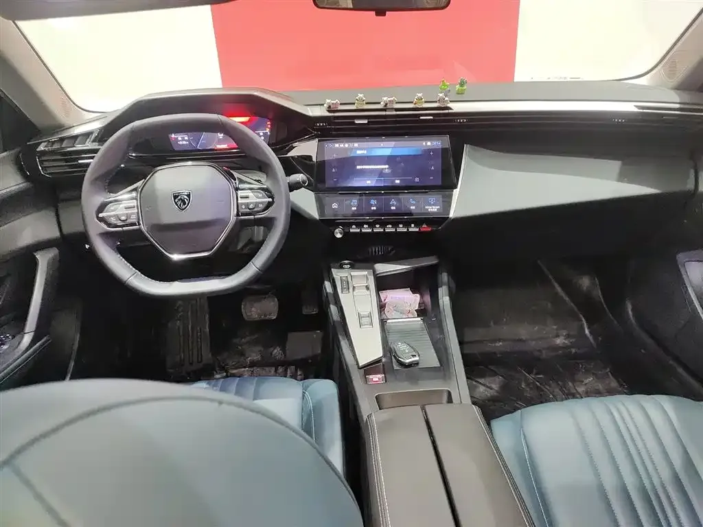 Peugeot 408X 2023 из CN, фото 9