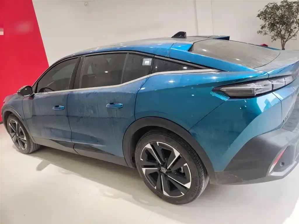 Peugeot 408X 2023 из CN, фото 8
