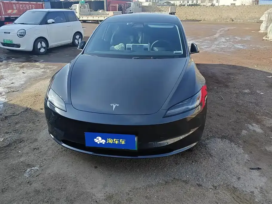 Tesla Model 3 — фото 5