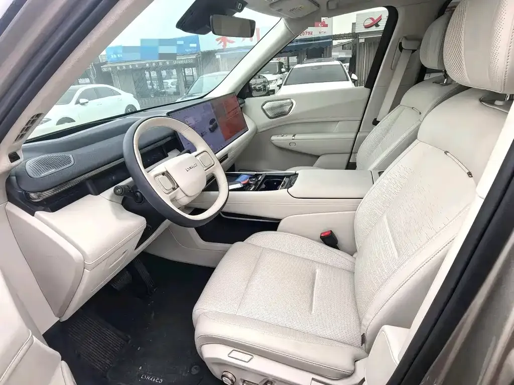 Lynk & Co 900 2025 из CN, фото 9