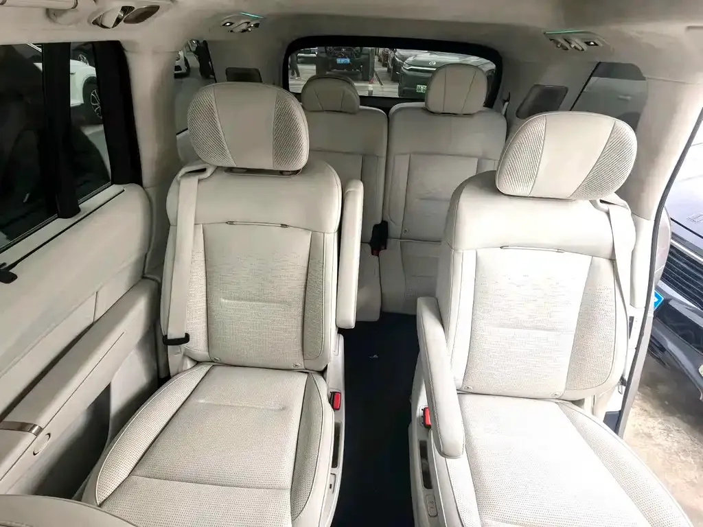 Lynk & Co 900 2025 из CN, фото 5
