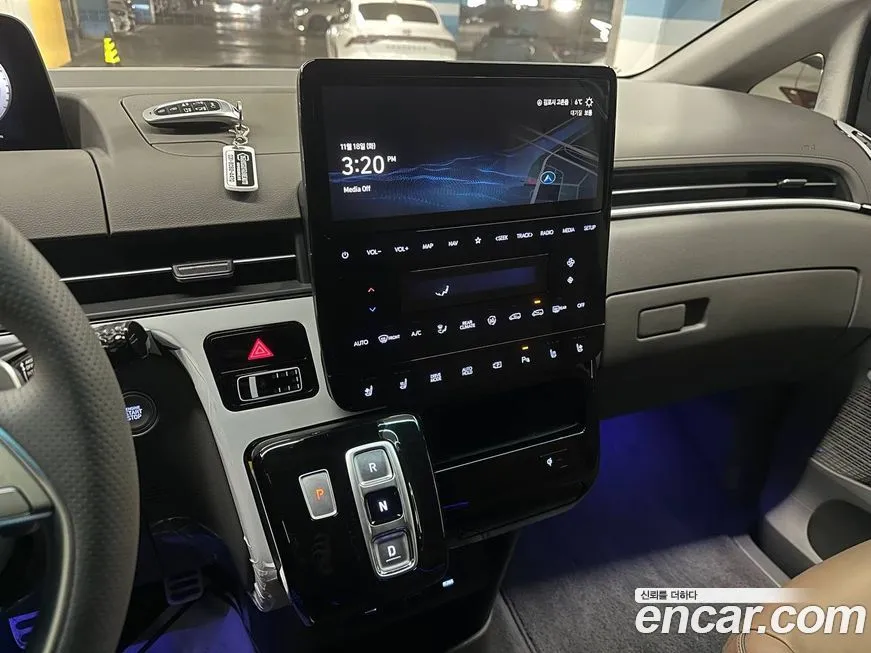 Hyundai Staria 2023 из KR, фото 2