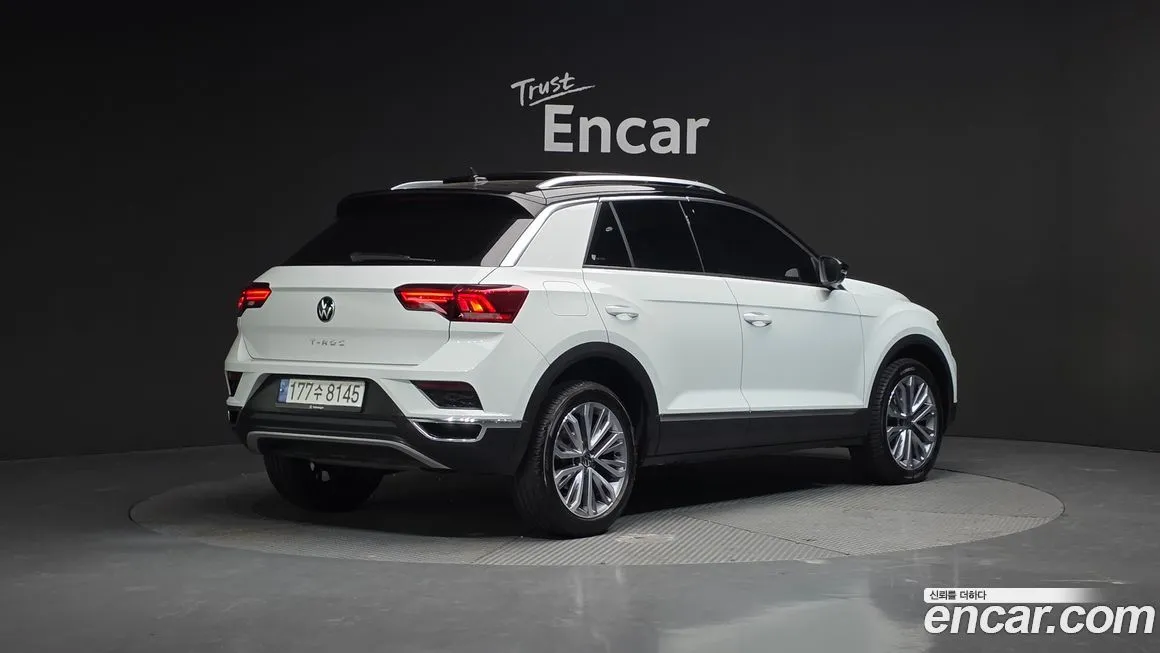 Volkswagen T-Roc — фото 4