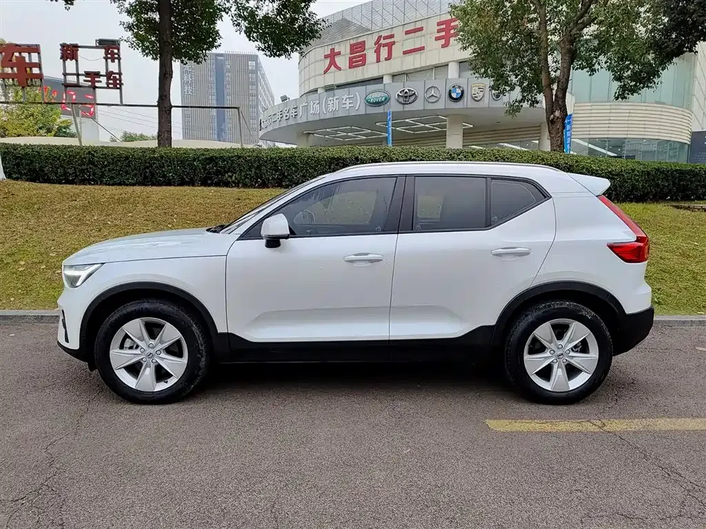 Volvo XC40 2022 из CN, фото 8