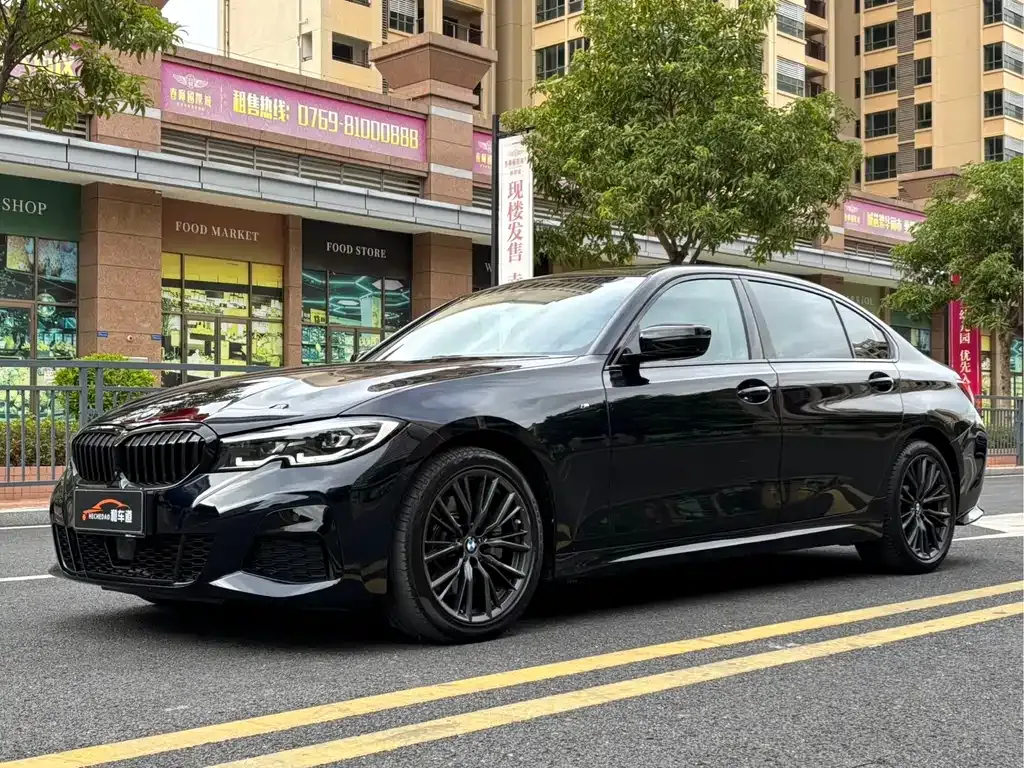 BMW 3 Series 2022 из CN, фото 1