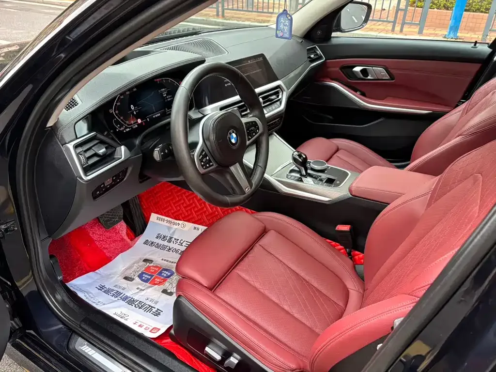 BMW 3 Series 2022 из CN, фото 6