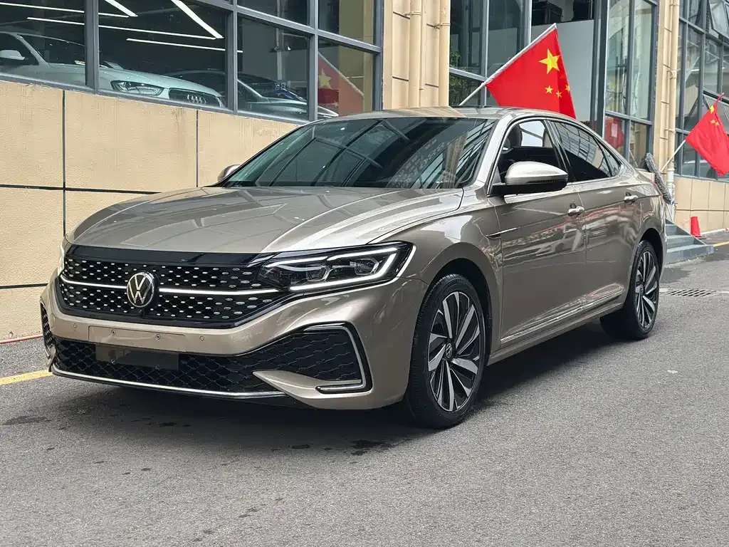 Volkswagen Passat 2021 из CN, фото 1
