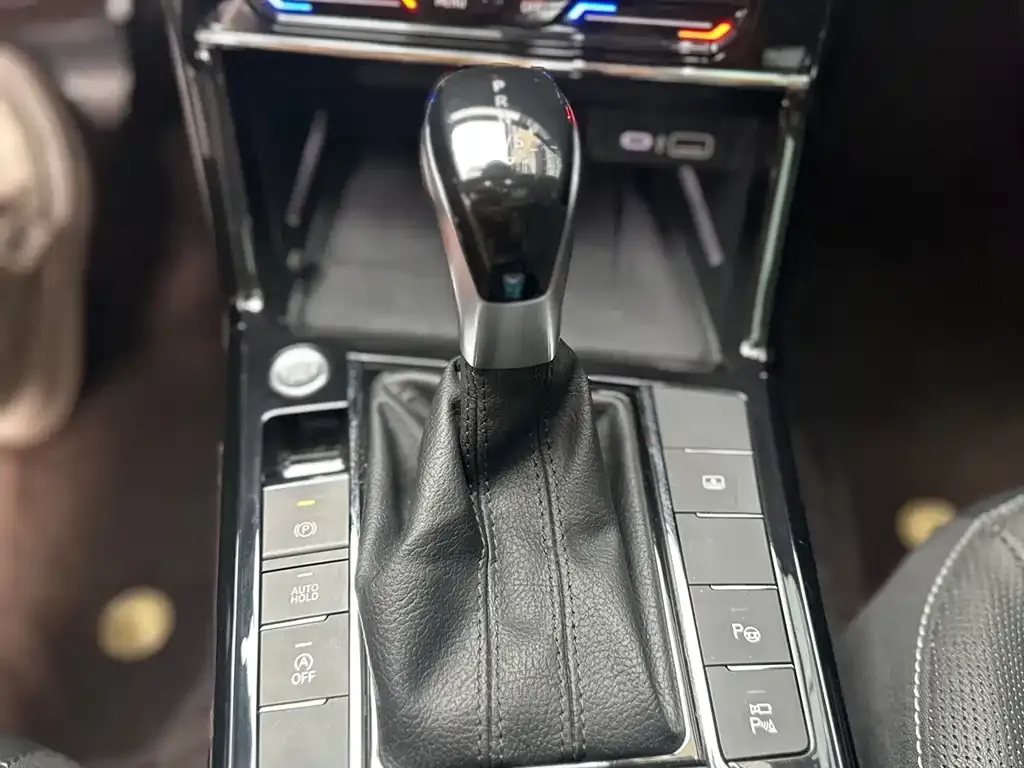 Volkswagen Passat 2021 из CN, фото 5