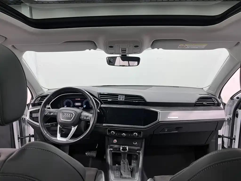 Audi Q3 2022 из CN, фото 2