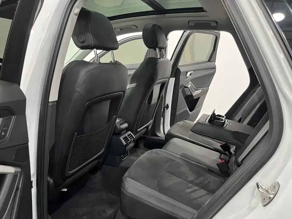 Audi Q3 2022 из CN, фото 3