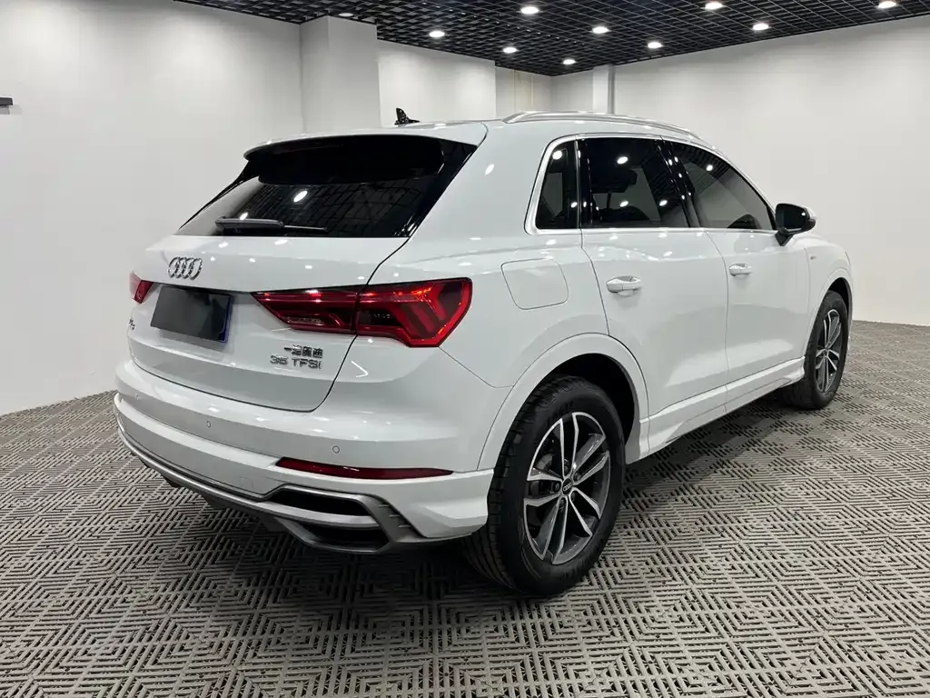 Audi Q3 2022 из CN, фото 9