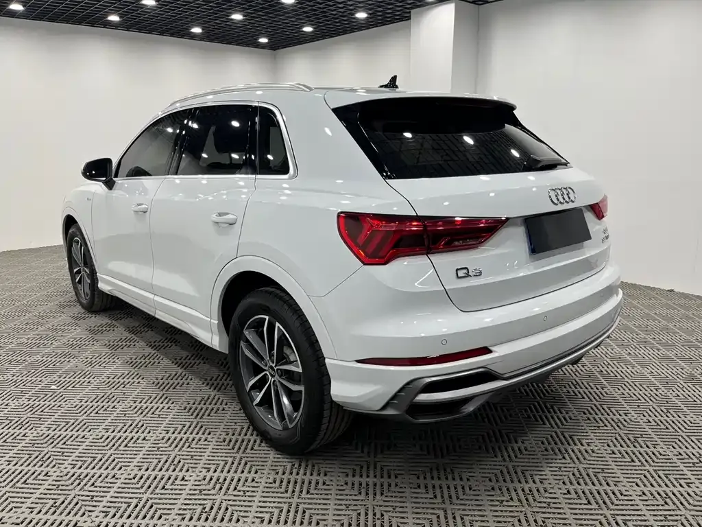 Audi Q3 2022 из CN, фото 8