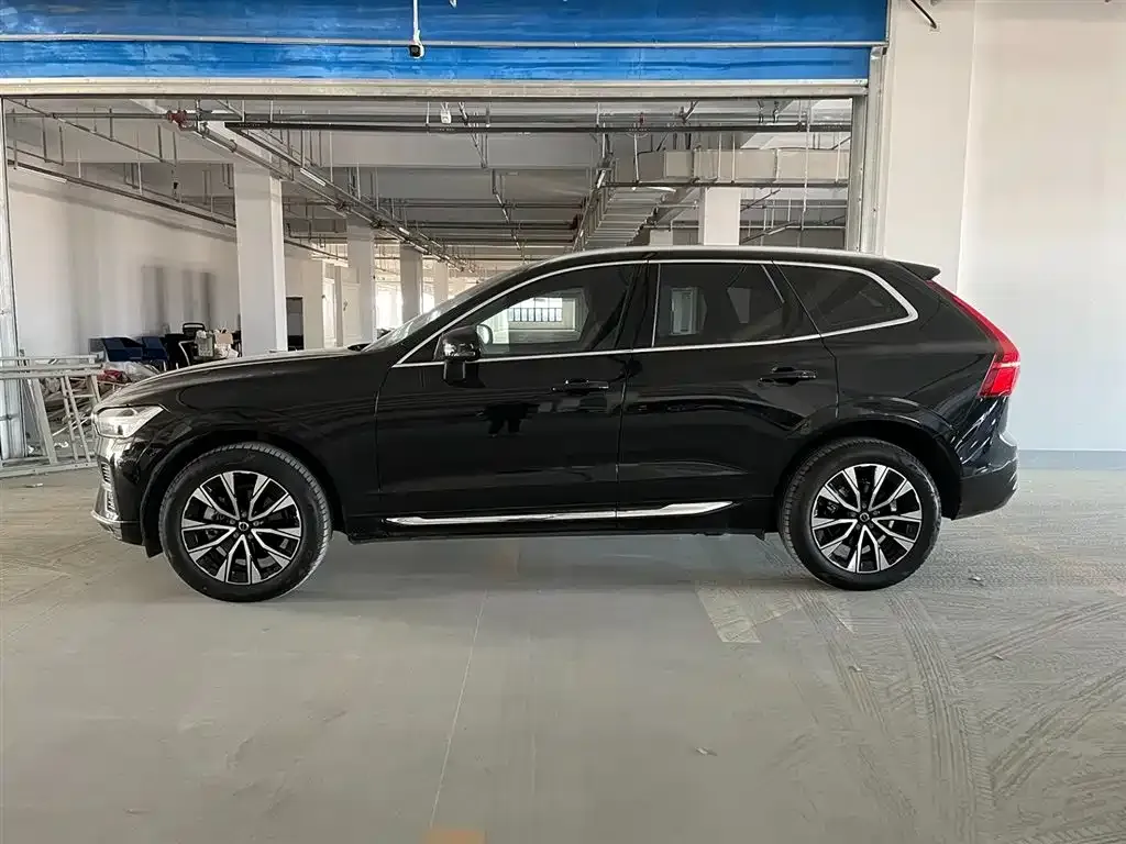 Volvo XC60 2024 из CN, фото 6