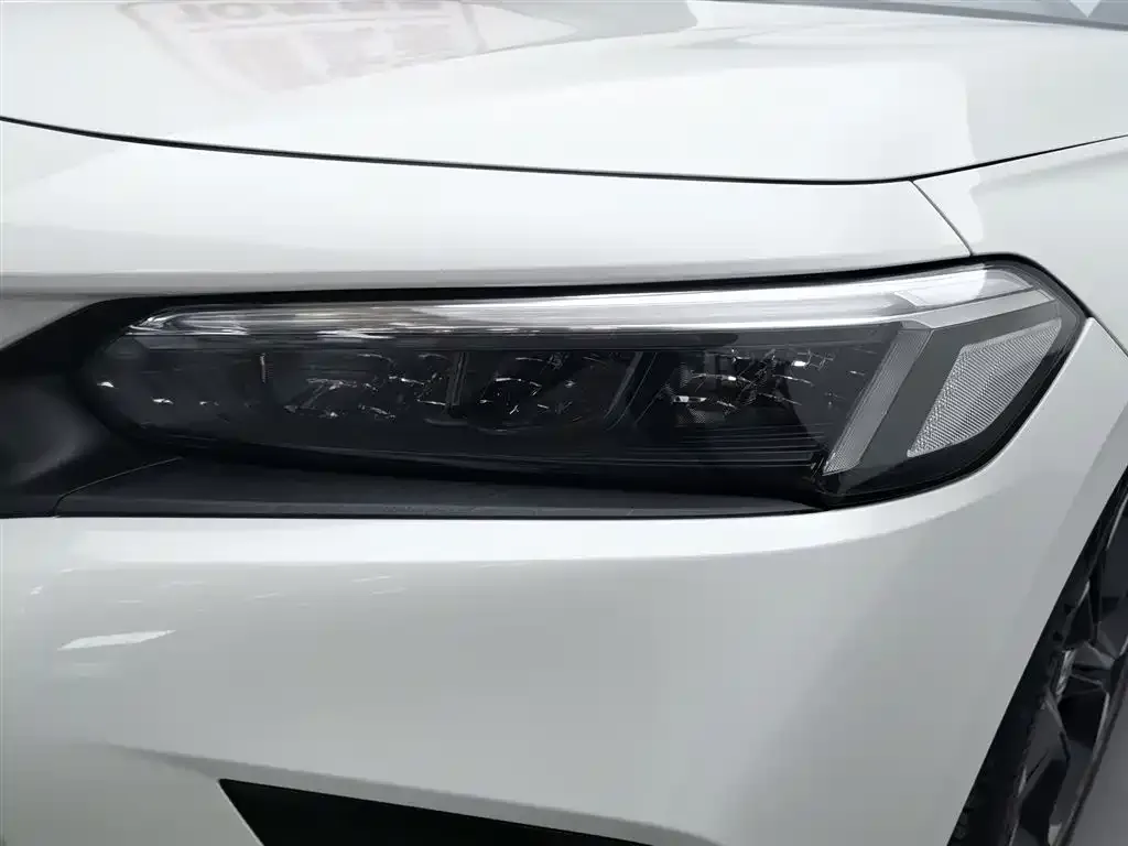 Honda Civic 2022 из CN, фото 2