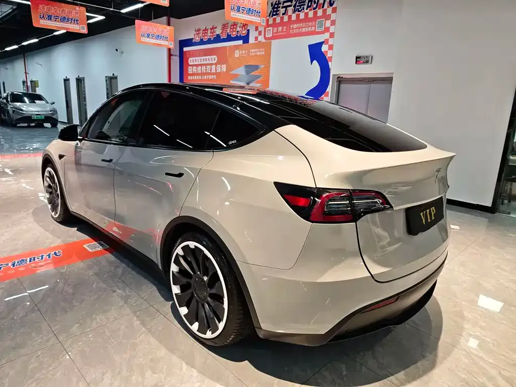 Tesla Model Y 2022 из CN, фото 8