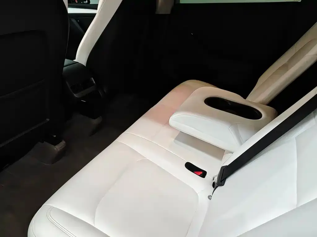 Tesla Model Y 2022 из CN, фото 4