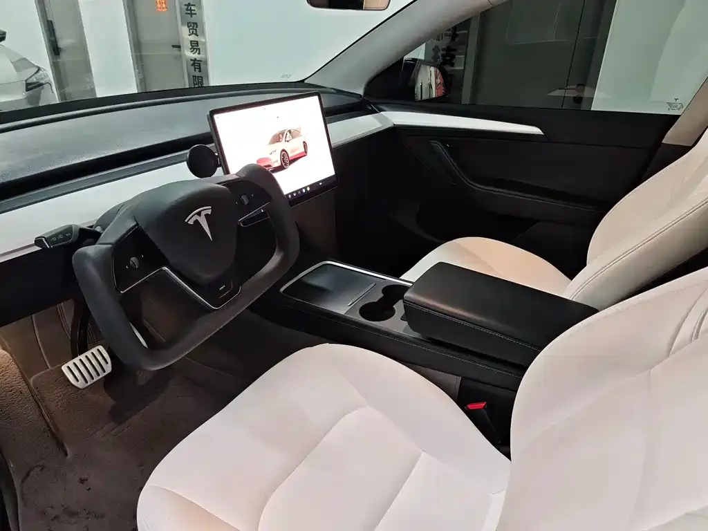 Tesla Model Y 2022 из CN, фото 3