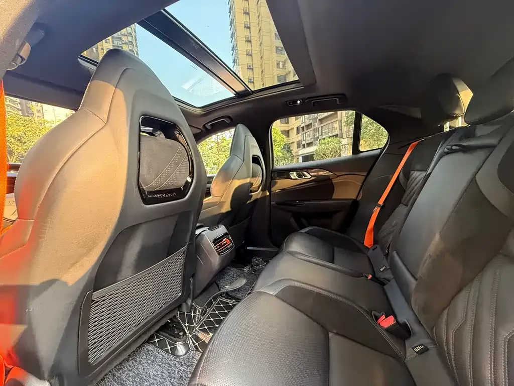 Lynk & Co 02 Hatchback 2022 из CN, фото 10