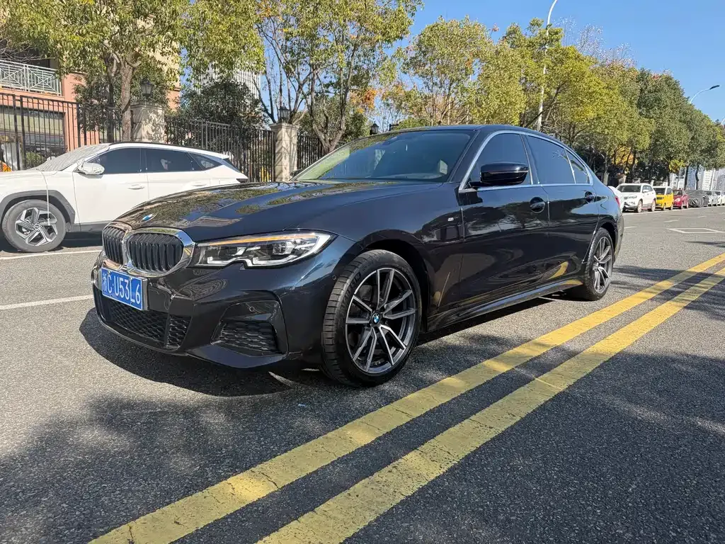 BMW 3 Series — фото 1