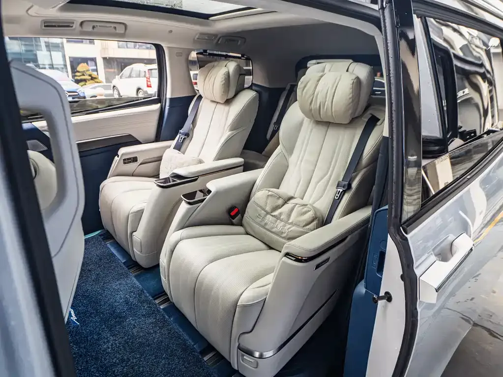 Buick Century 2023 из CN, фото 9