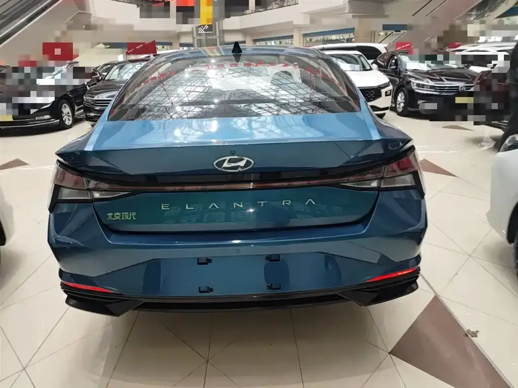Hyundai Elantra 2021 из CN, фото 10