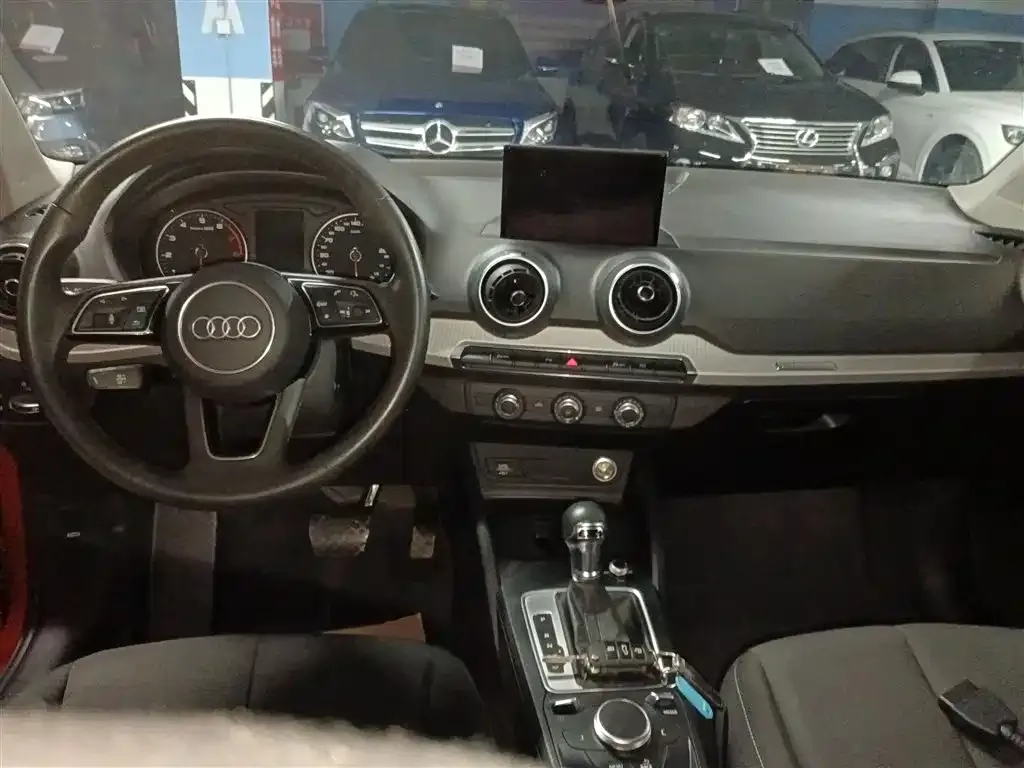 Audi Q2L 2021 из CN, фото 10
