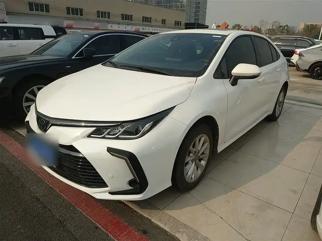 Toyota Corolla 2021 из CN, фото 2