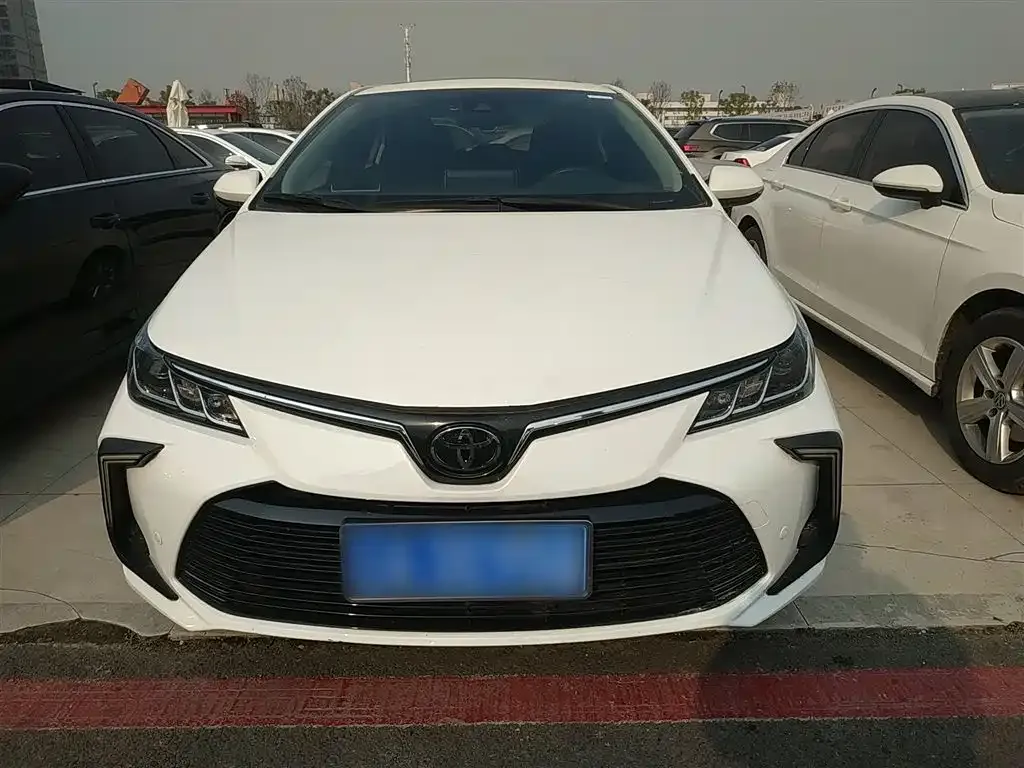 Toyota Corolla 2021 из CN, фото 3