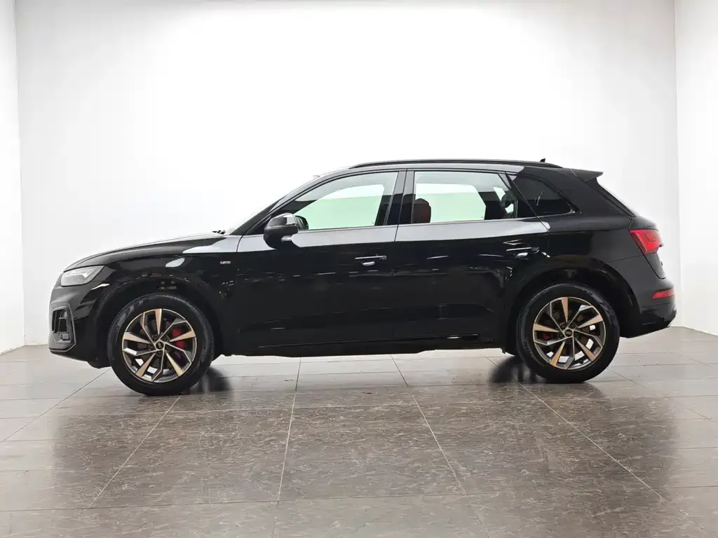 Audi Q5L 2025 из CN, фото 5