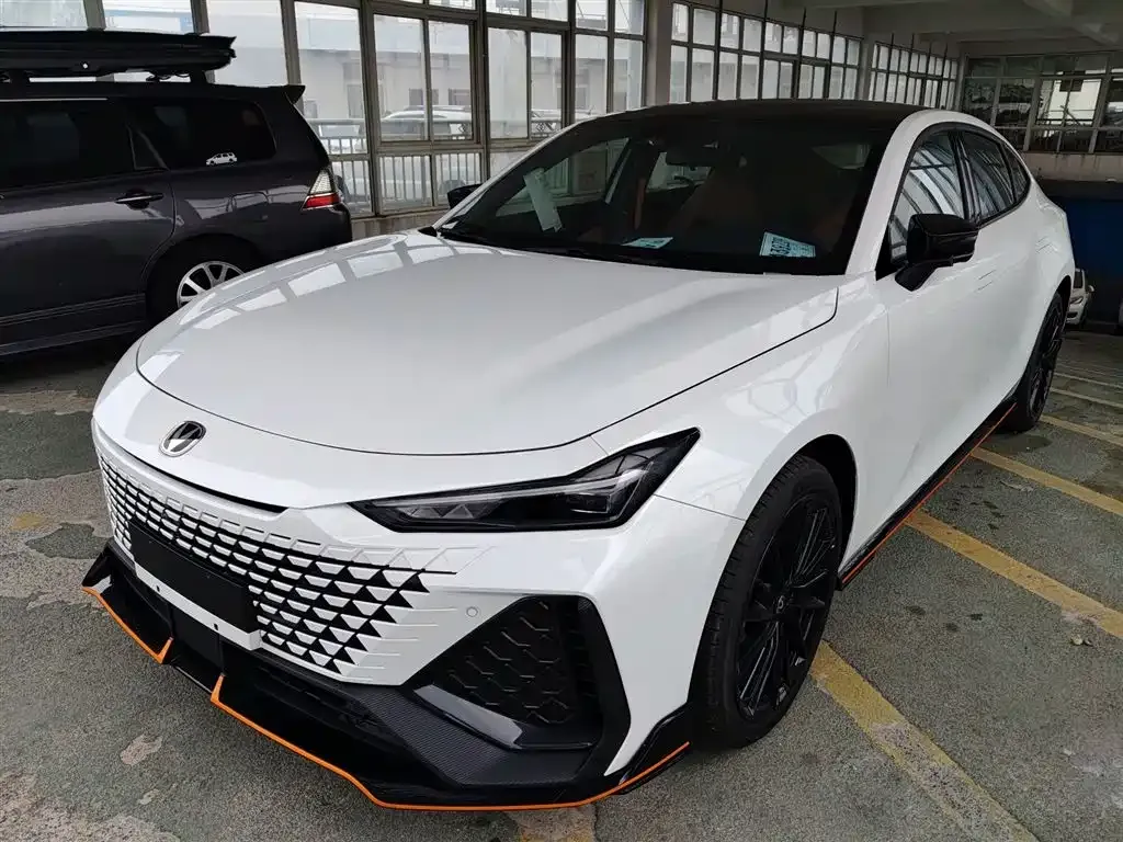 Changan UNI-V 2026 из CN, фото 1