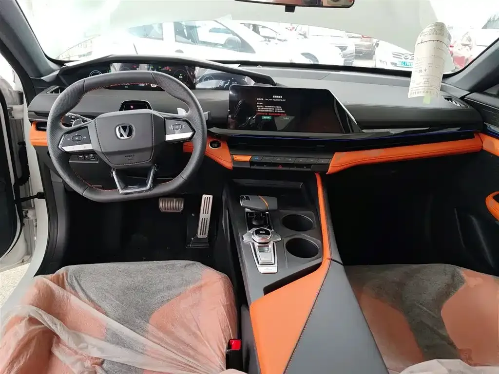 Changan UNI-V 2026 из CN, фото 5