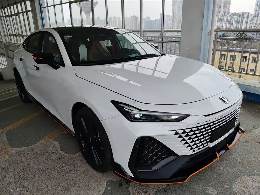 Changan UNI-V 2026 из CN, фото 3
