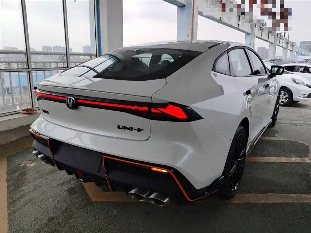 Changan UNI-V 2026 из CN, фото 7