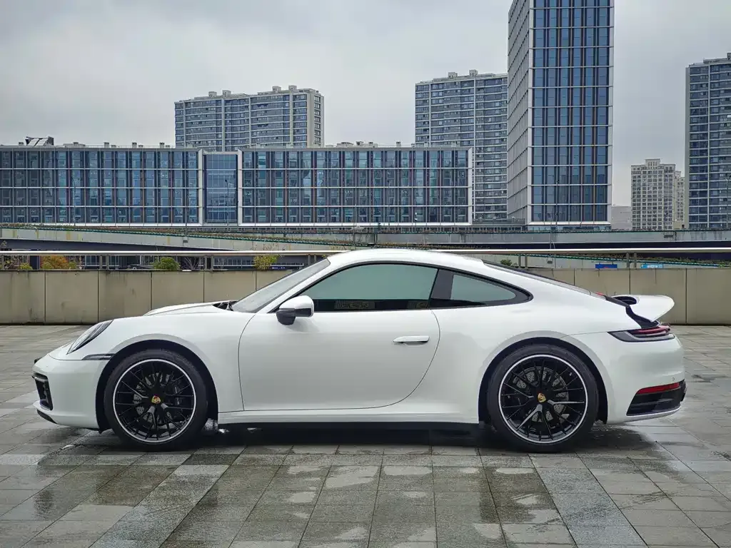 Porsche 911 2023 из CN, фото 3