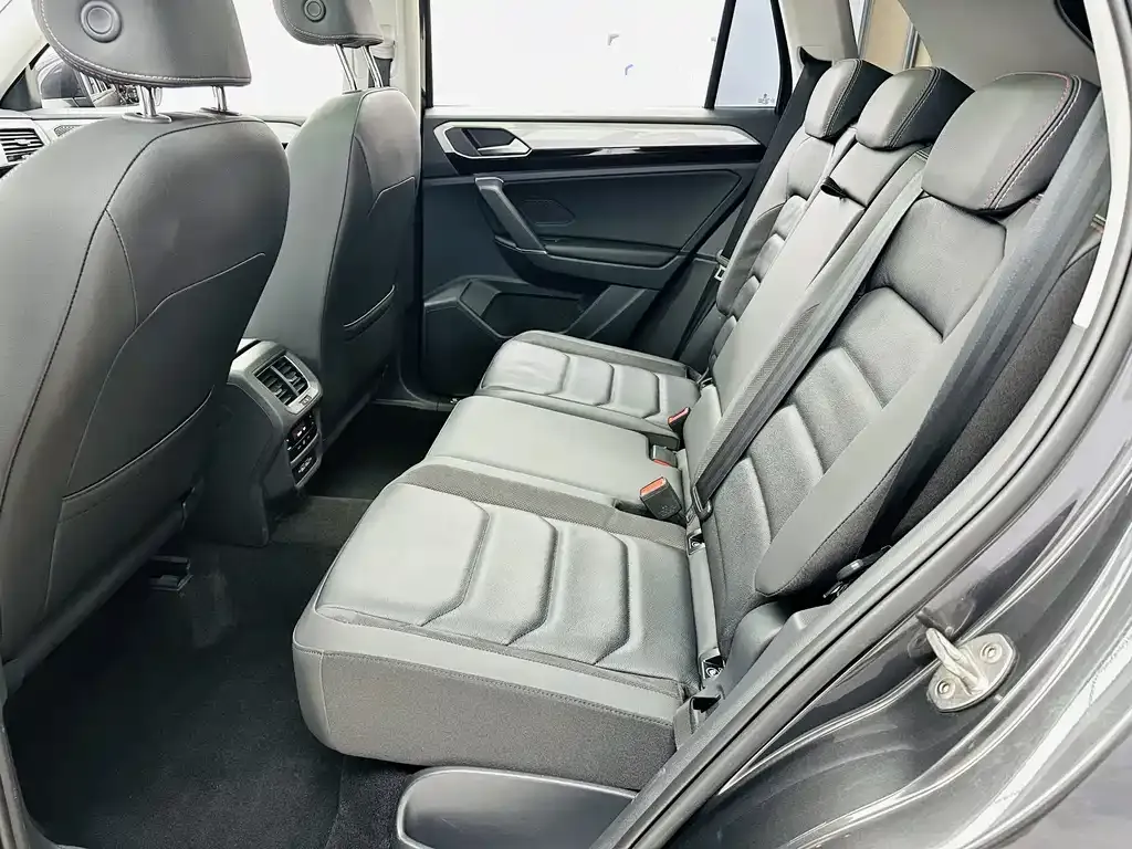Volkswagen Tayron 2022 из CN, фото 9
