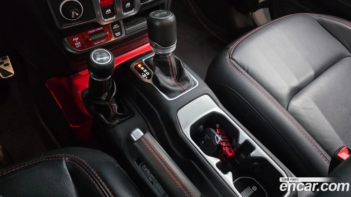 Jeep Wrangler 2021 из KR, фото 6