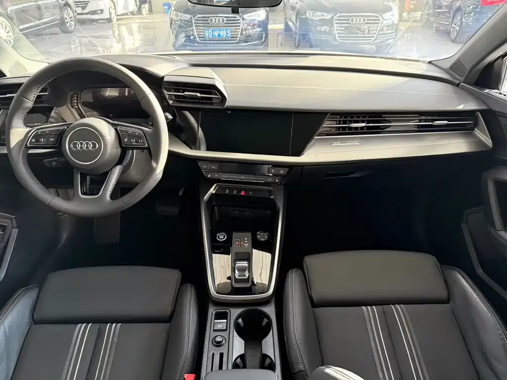 Audi A3 2022 из CN, фото 6