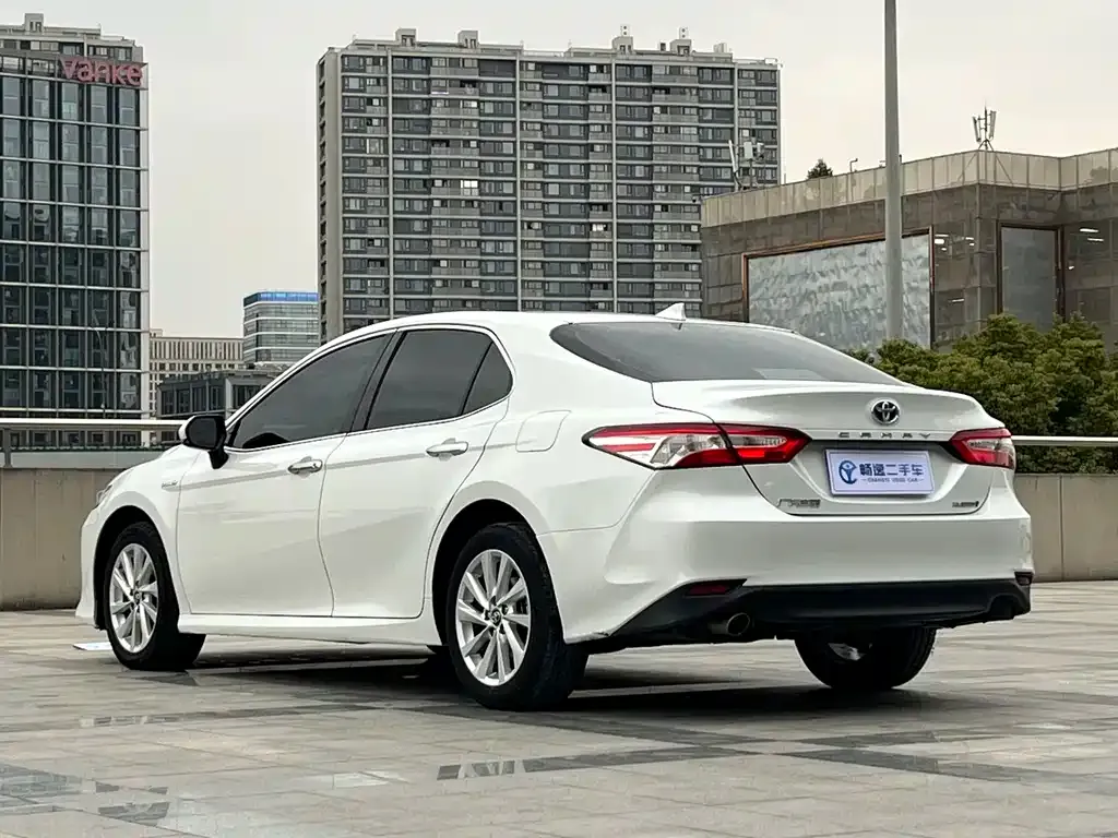 Toyota Camry 2022 из CN, фото 7
