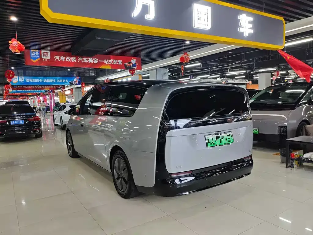 Li Auto MEGA 2024 из CN, фото 9