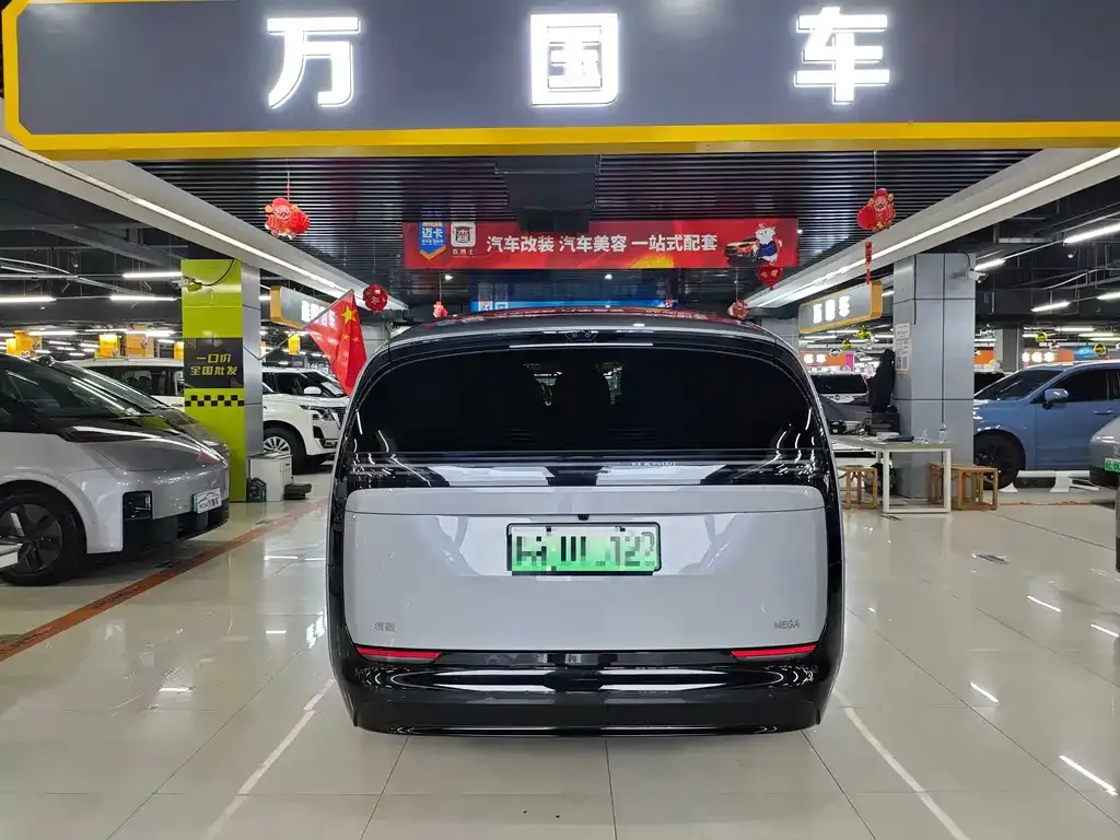 Li Auto MEGA 2024 из CN, фото 4