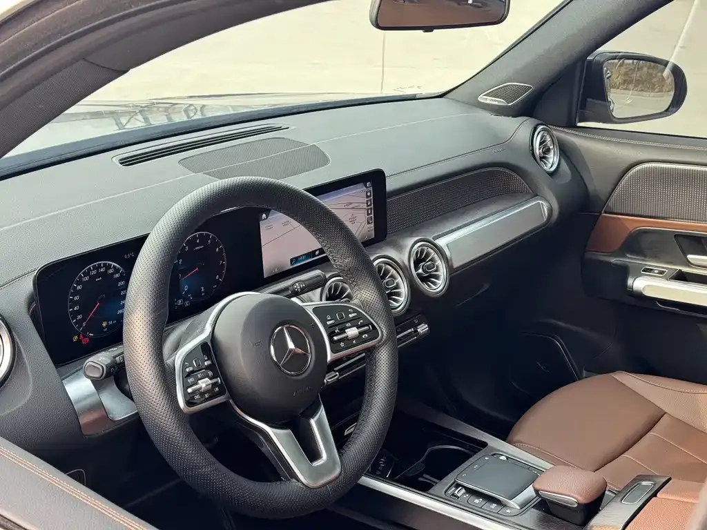 Mercedes-Benz GLB 2023 из CN, фото 4