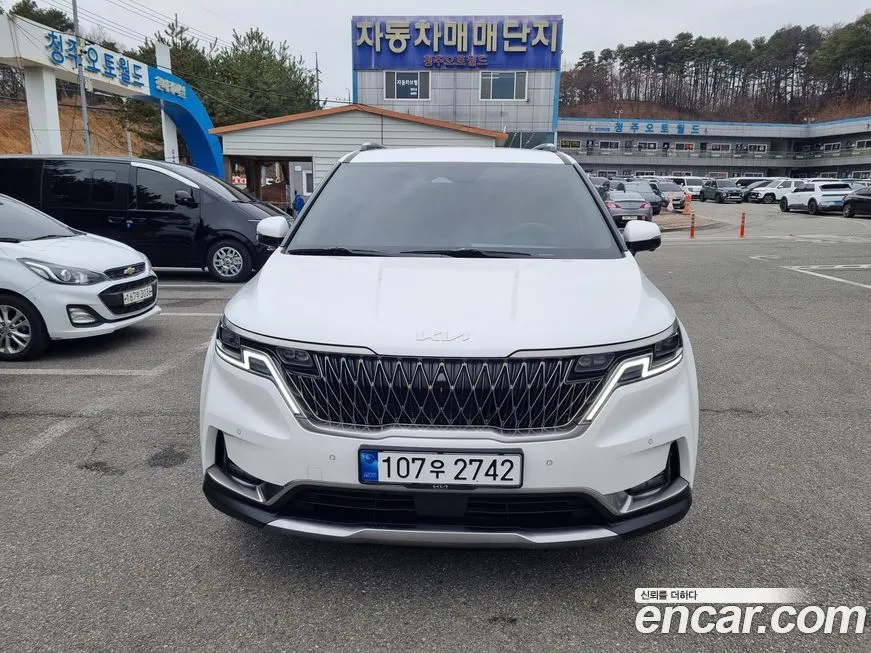 Kia Carnival 2023 из KR, фото 1