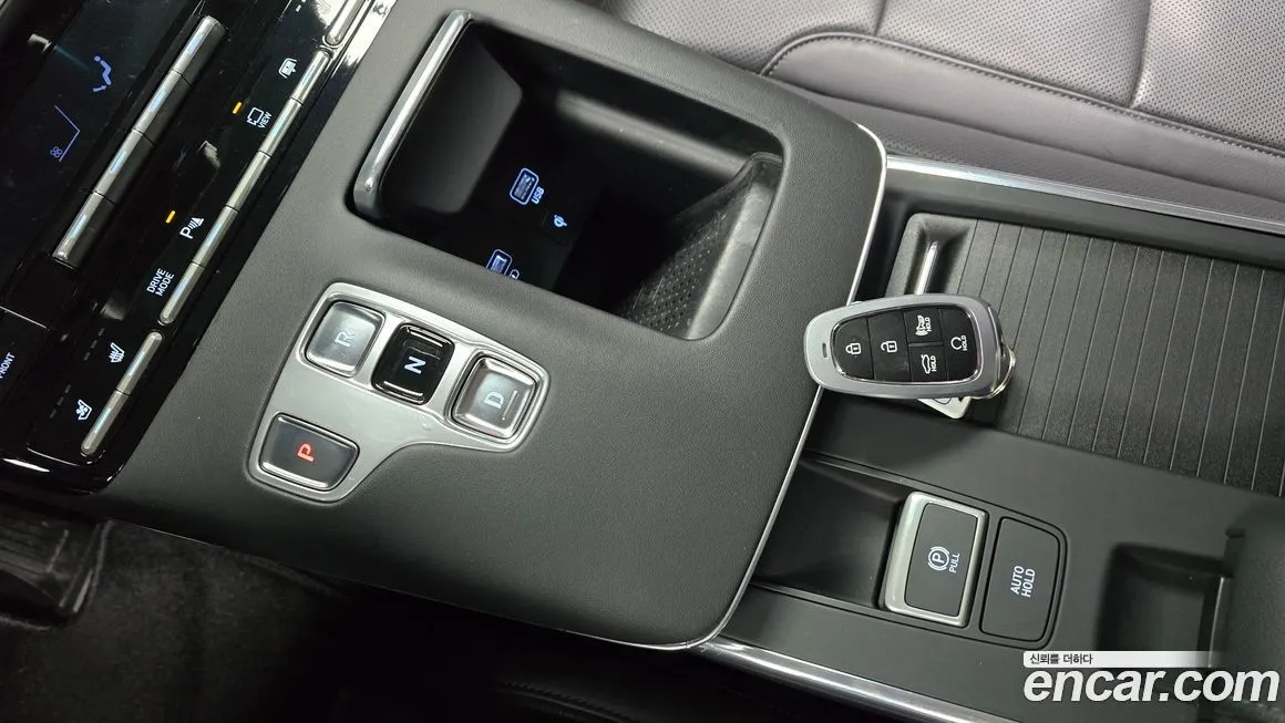 Hyundai Grandeur — фото 10