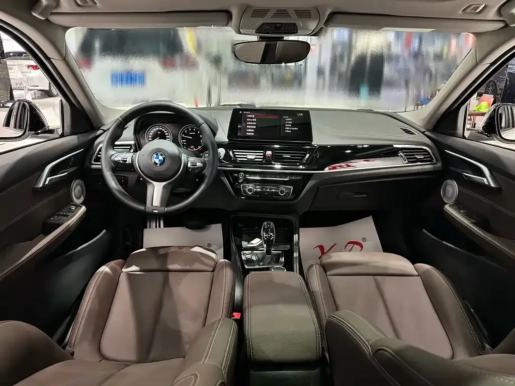 BMW 1 Series 2021 из CN, фото 8