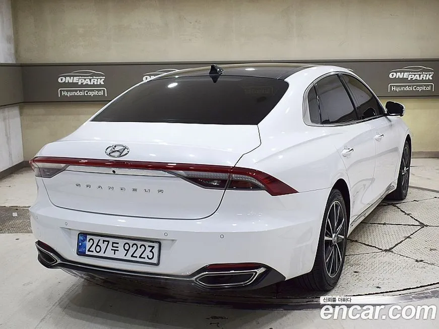 Hyundai Grandeur 2022 из KR, фото 5