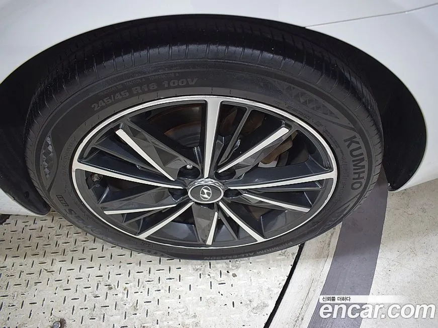 Hyundai Grandeur 2022 из KR, фото 6