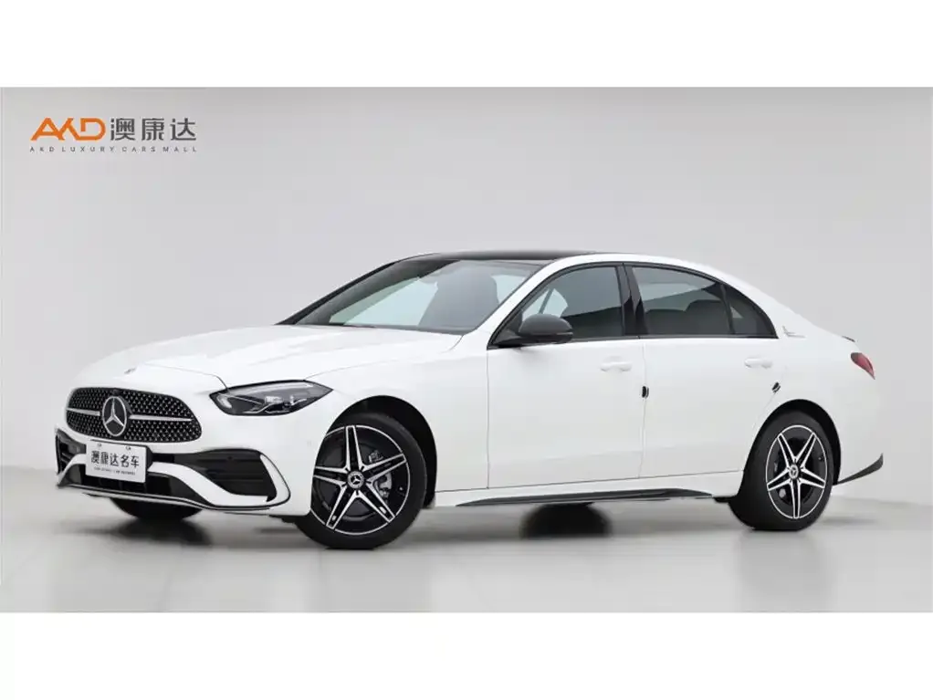 Mercedes-Benz C-Class — фото 1