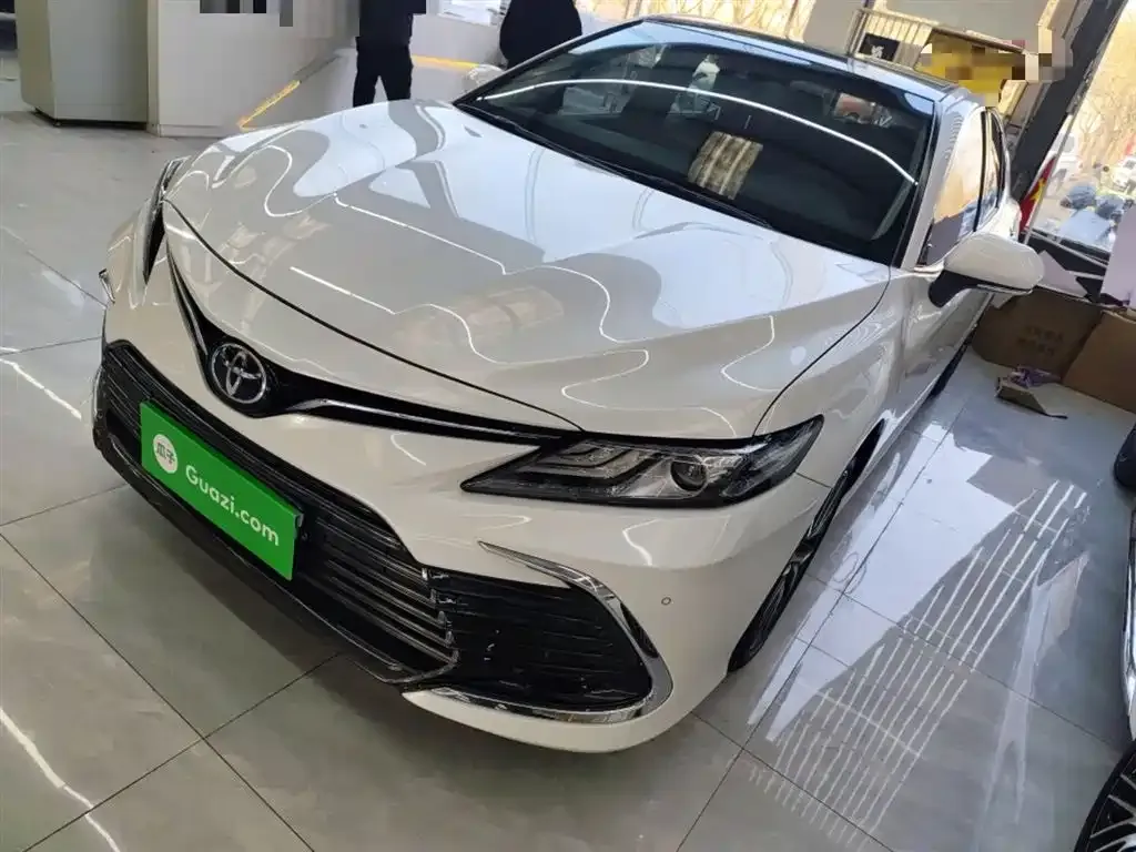 Toyota Camry 2022 из CN, фото 2
