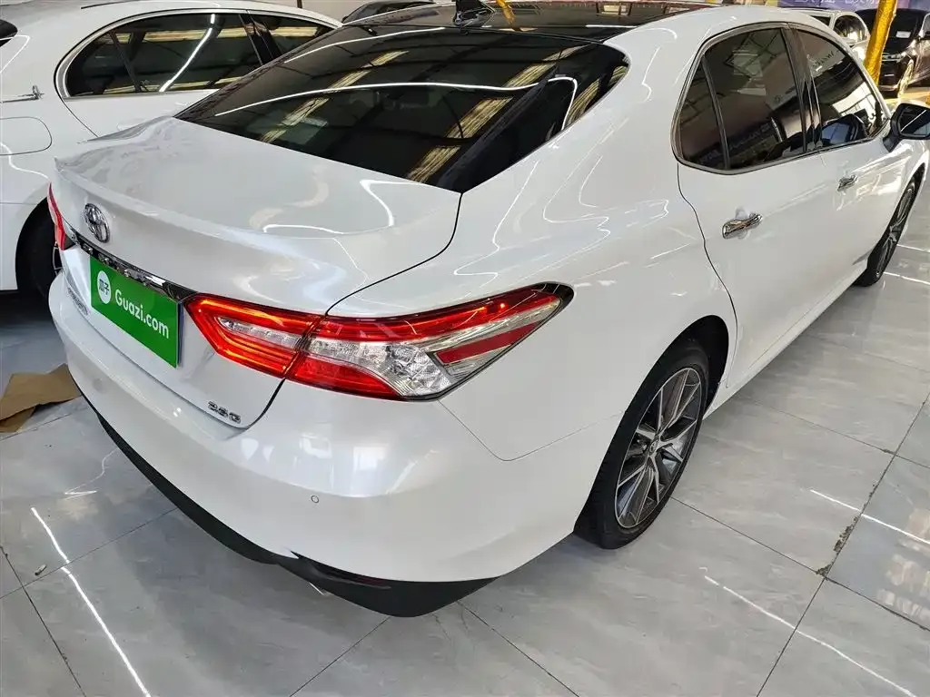 Toyota Camry 2022 из CN, фото 7