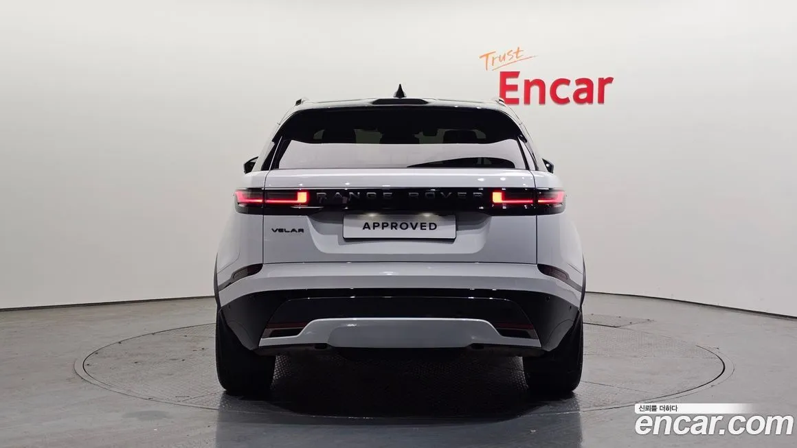 Land Rover Range Rover Velar 2025 из KR, фото 3